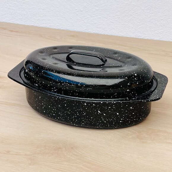 Vintage Black Speckled Oval Enamelware Roaster Pan & Lid  8" X 13" DISPLAY/PROP - Picture 3 of 16